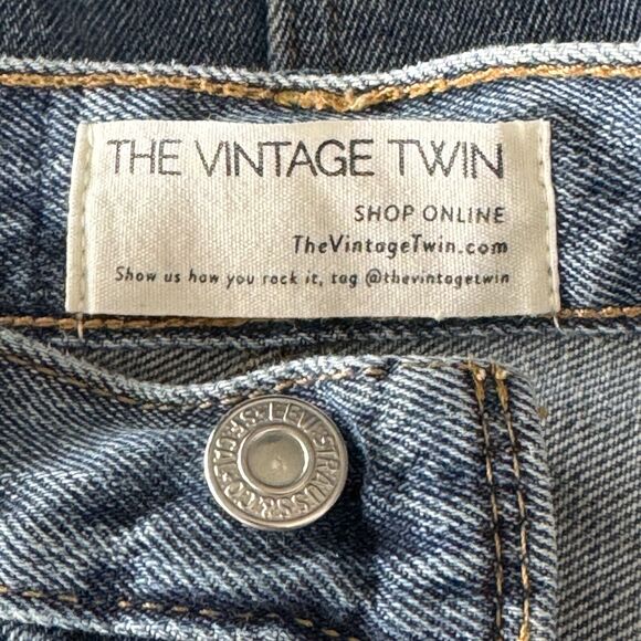 Levi’s SZ 25 Jean Shorts Frayed Hems Zip-Fly Hi-Rise by The Vintage Twin Blue - Picture 5 of 6